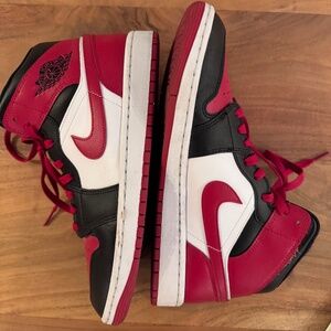 Nike Air Jordan Mid High Tops